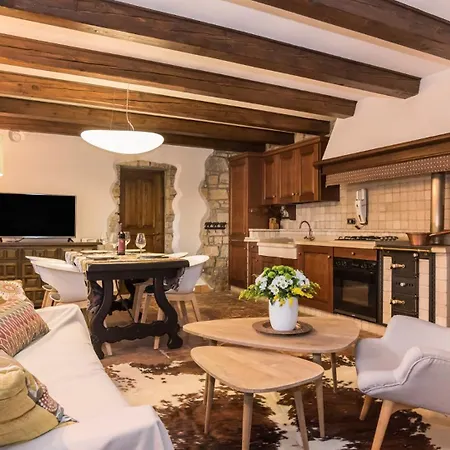 Beautiful Monte With Pool * Momjan