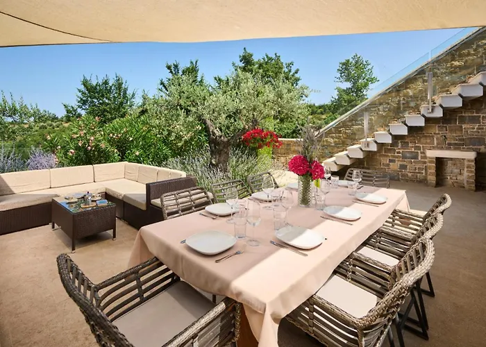 Villa Beautiful Monte With Pool *