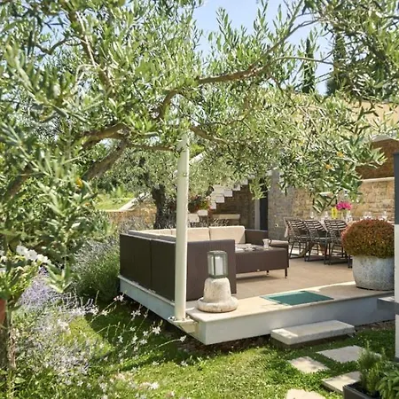 빌라 Beautiful Monte With Pool *
