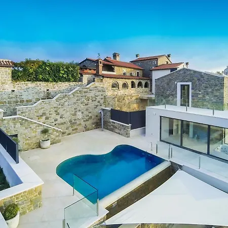 Beautiful Monte With Pool Вилла *