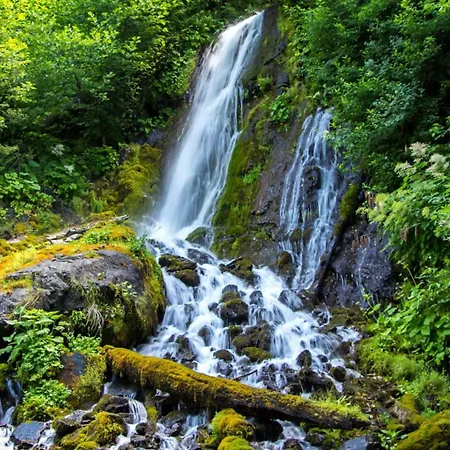 Вилла Beautiful Monte With Pool Momjan